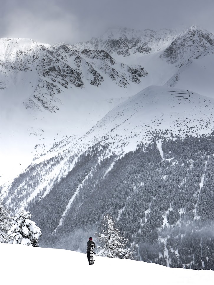 Ski Hostel_Kzara Visual_250.jpg